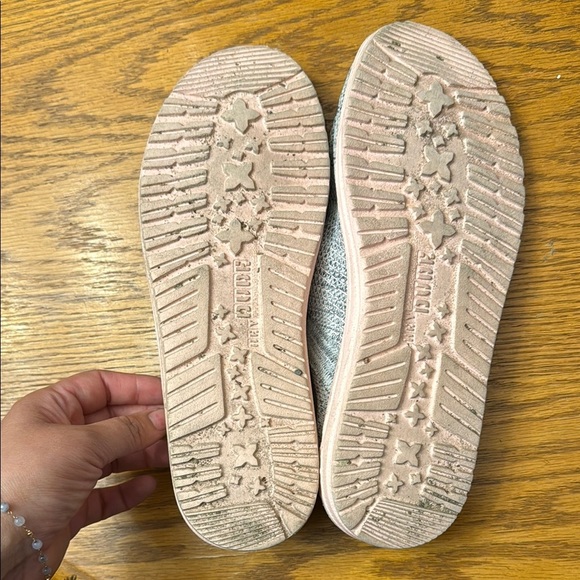 Hey Dude shoes - Picture 4 of 4